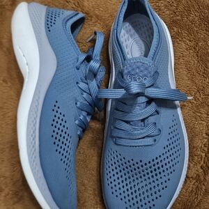 CROCS Men's White and Blue Casual Slip-On Sandals